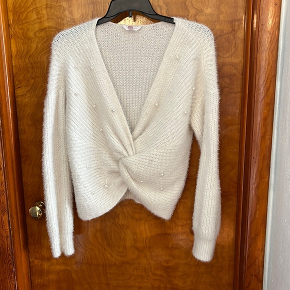 No Boundaries Twist Faux Pearl Sweater - Picture 1 of 8